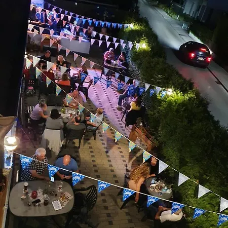 Saaler Pfandl Ferienwohnung Zentral Gelegen Апартаменты *