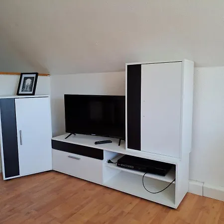 Апартаменты Saaler Pfandl Ferienwohnung Zentral Gelegen Saal an der Donau