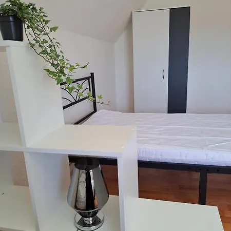 Saaler Pfandl Ferienwohnung Zentral Gelegen Апартаменты Saal an der Donau